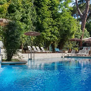 Aldrovandi Hotell